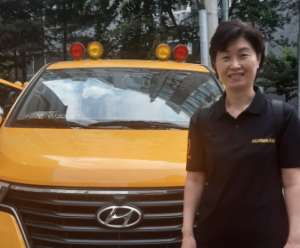 스쿨버스 실장님