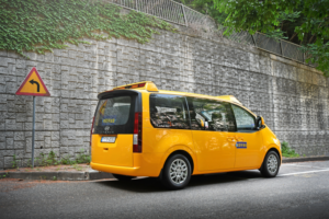 스쿨버스.스타리아 킨더